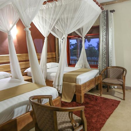 Pakuba Safari Lodge Nwoya 外观 照片