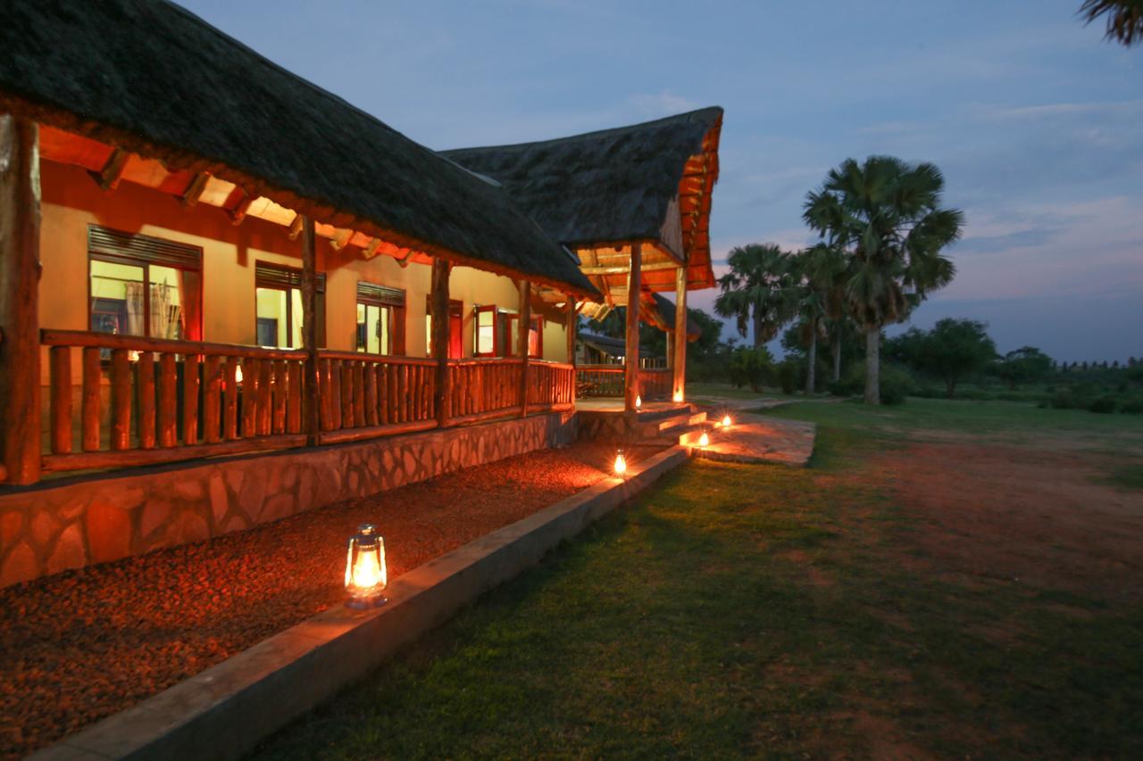 Pakuba Safari Lodge Nwoya 外观 照片